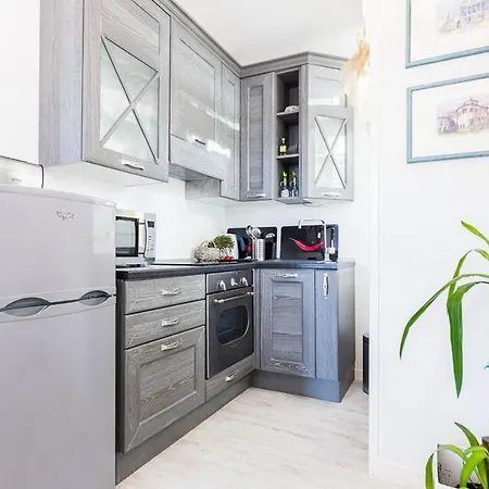 Azzurro 4 Stars Apartamento Zadar