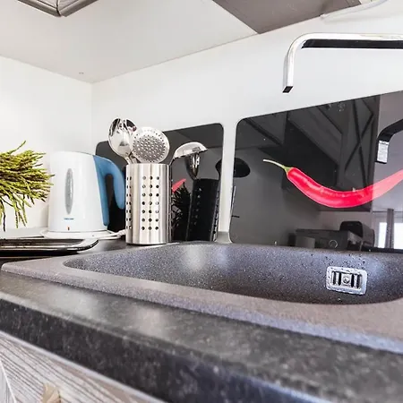 Azzurro 4 Stars Lejlighed