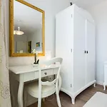 Azzurro 4 Stars Апартаменты *