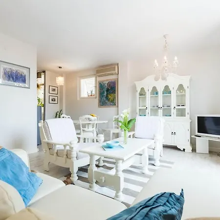 Апартаменты Azzurro 4 Stars Задар