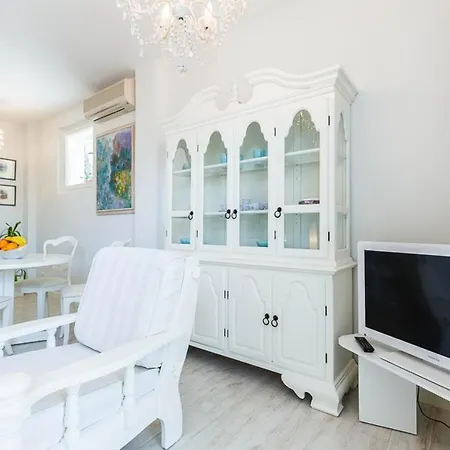 Апартаменты Azzurro 4 Stars Задар