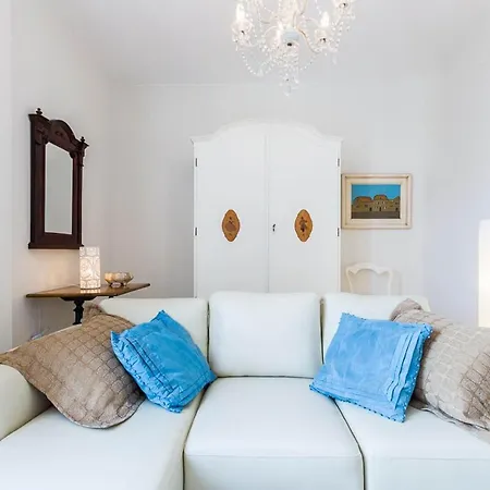 Azzurro 4 Stars